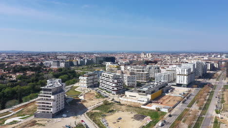 Montpellier-Port-Marianne-Antenne-Sonniger-Tag-Neue-Gebäude-Moderne-Wohnungen